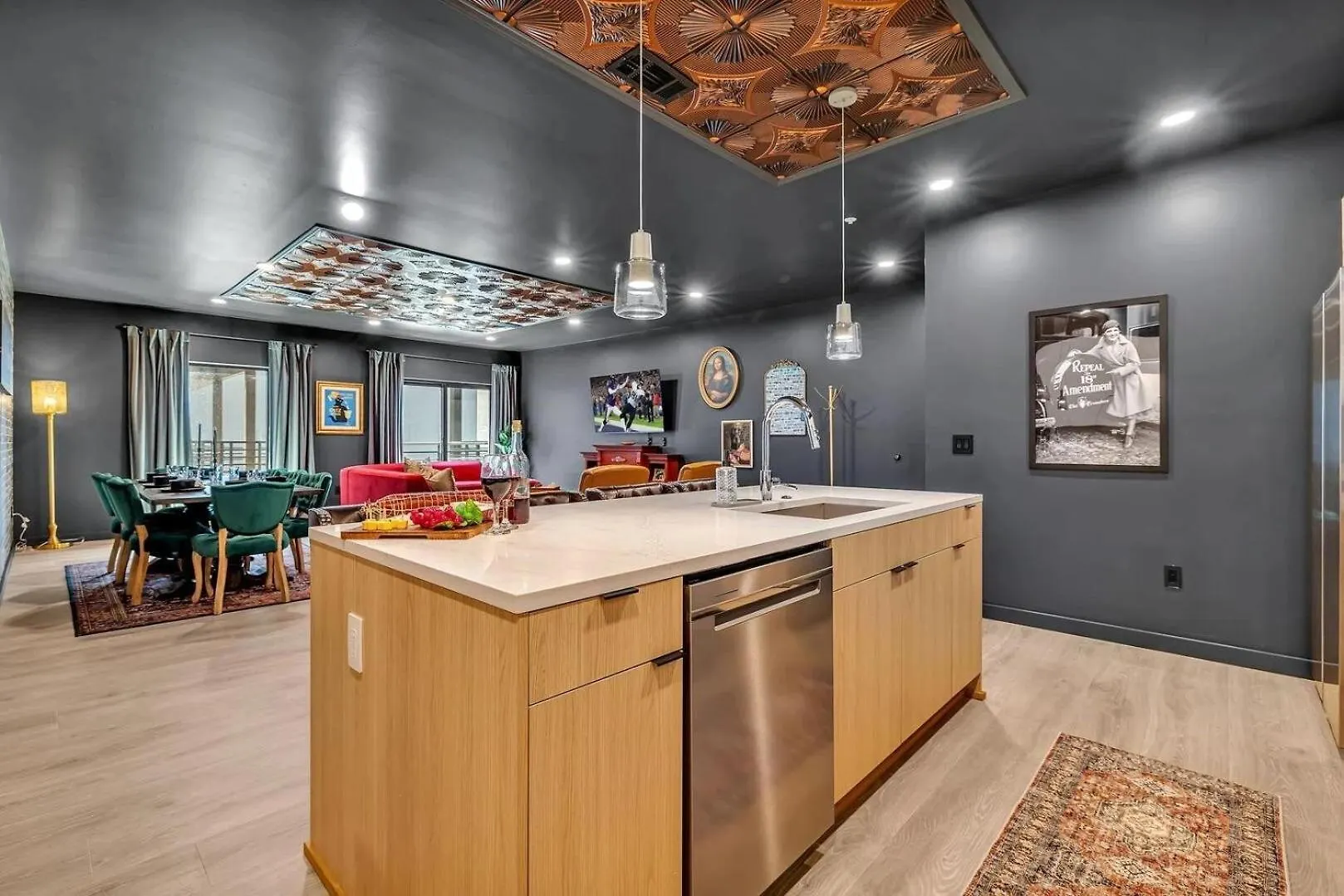 Villa Hyve - Tropical Penthouse - Pool & Gym Nashville