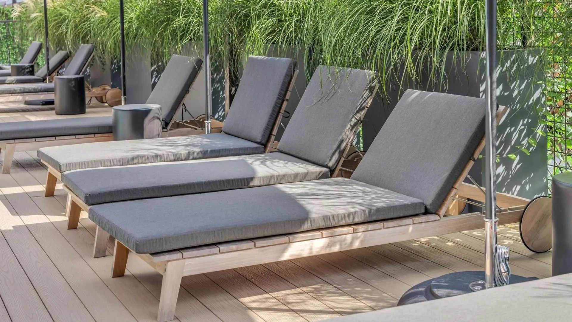 Villa Hyve - Tropical Penthouse - Pool & Gym Nashville